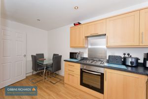 Kitchen- click for photo gallery